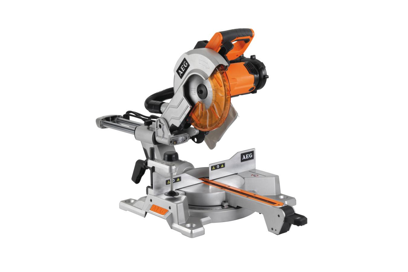 Sliding compound mitre saw safety rules